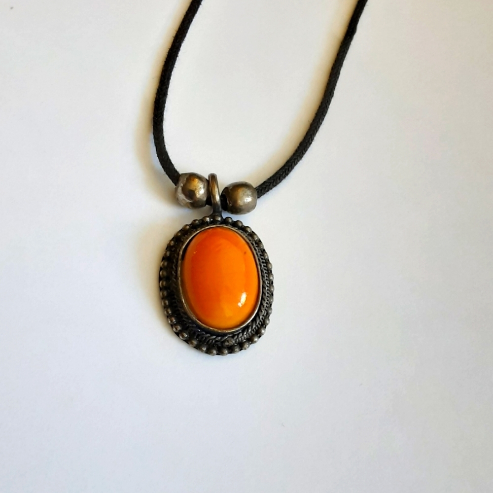 Necklace Orange Cabochon in Silvertone Metal Setting Bohemian Boho Gypsy
